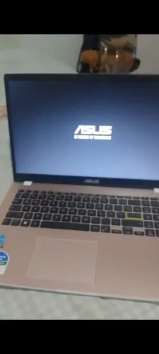 Vende-se notebook por 2000 avista 1900