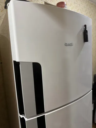 Geladeira cônsul 377l