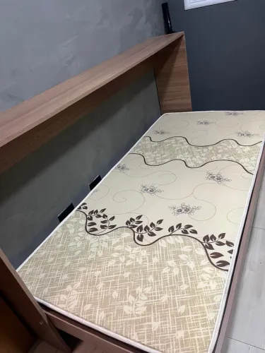 CAMA SOLTEIRO RETRÁTIL DE PAREDE (EM ÓTIMO ESTADO)