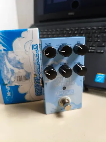 Pedal Reverb M-VAVE Mini Universe + Caixa Original