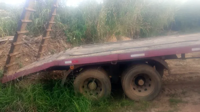 Carreta prancha 2 eixos