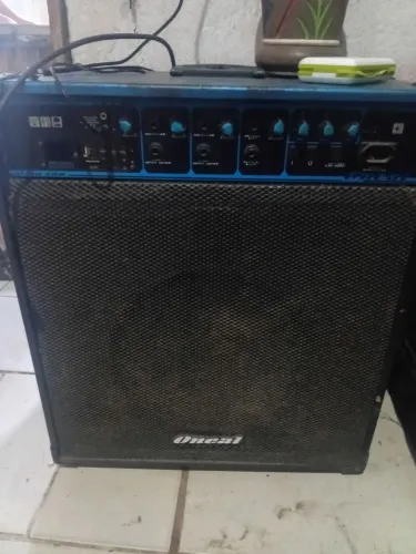 Caixa amplificada