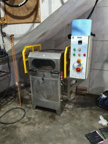 Lavadora de Peças de Cesto Rotativo Modelo LM-400.