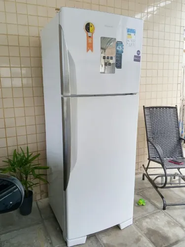 Geladeira frosfre Panasonic muito conservada