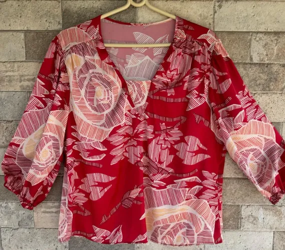 Blusa Maria Valentina bata vermelha G