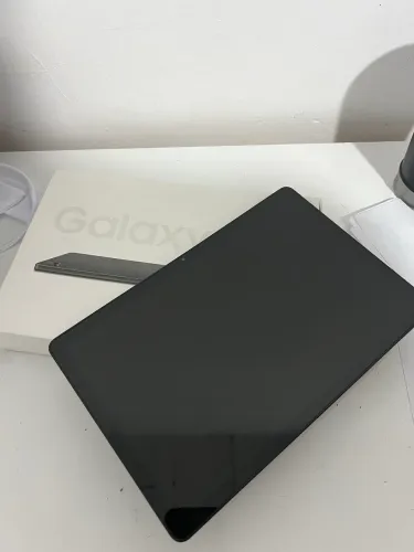 Tablet Samsung A9+