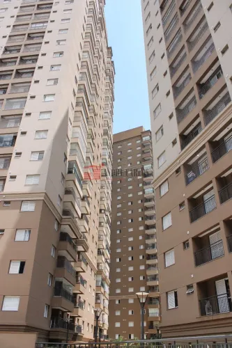 Apartamento Kitchenette/Studio em Jardim Tupanci - Barueri