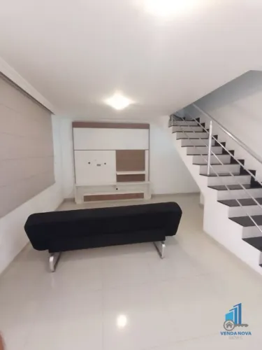 Casa Geminada independente 3 quartos 3 banhos 2 Vagas Santa Amélia