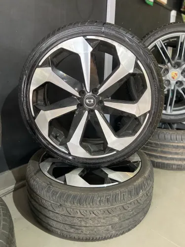 Jogo de Rodas Aro 20 KR + Pneus 245/35R20