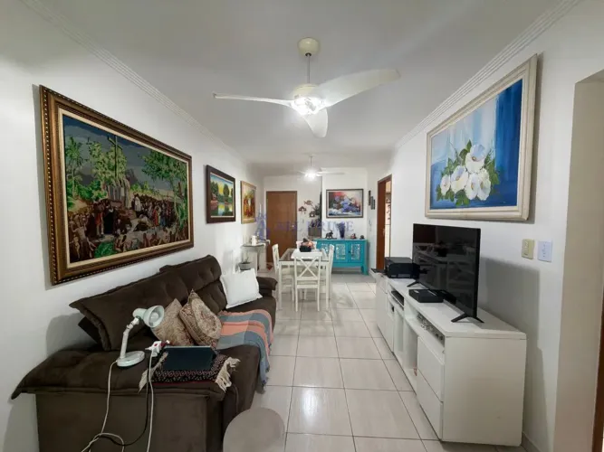 Apartamento á venda na Guilhermina em Praia Grande