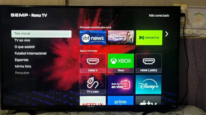 Semp TCL 43R5500, uma Smart TV 43", Full HD, com Roku TV.