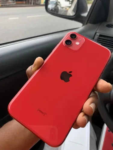 iPhone 11 64gb RED