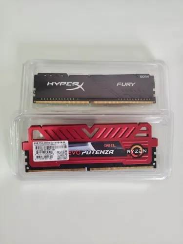2 Pentes de 8GB DDR4