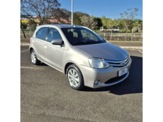 Toyota Etios XLS 1.5 Flex 5P Aut. 2017