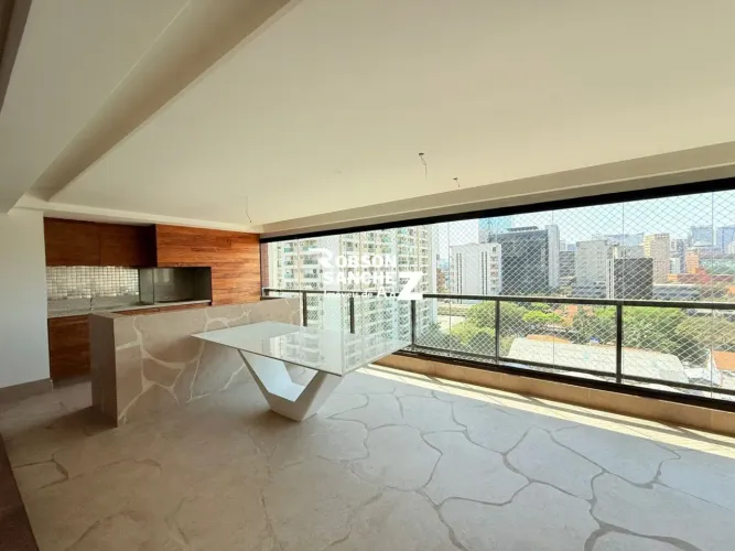 Apartamento a venda na Granja Julieta com 4 quartos, 3 suítes, 4 vagas, 210m², varanda gou