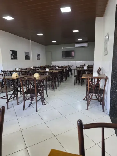 GARÇONETE/GARÇOM 