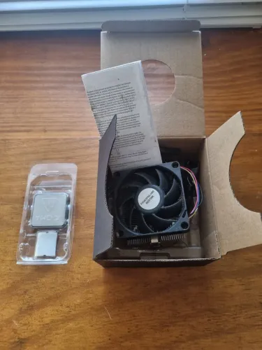 Processador Amd Athlon 3000G 3.5Ghz + Radeon Vega 3 - Com CoolerBox