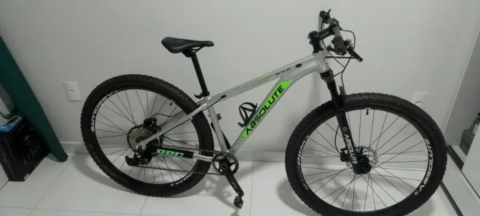 Vendo Bicicleta Absolute 12v Tamanho 15 NOVA