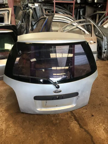 Tampa traseira Ford Ka 98