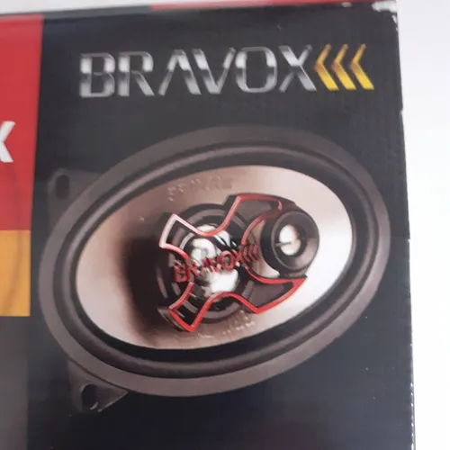 Alto falante Bravox. Triaxial 4X6". Par. Novo. Instalado. R$ 160,00.