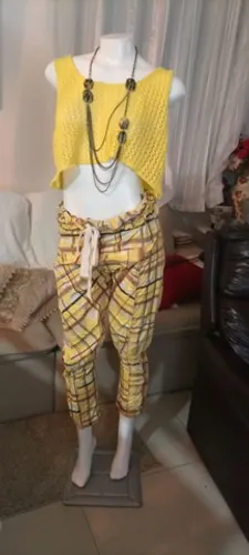 Calça saruel Farm veste bem 38