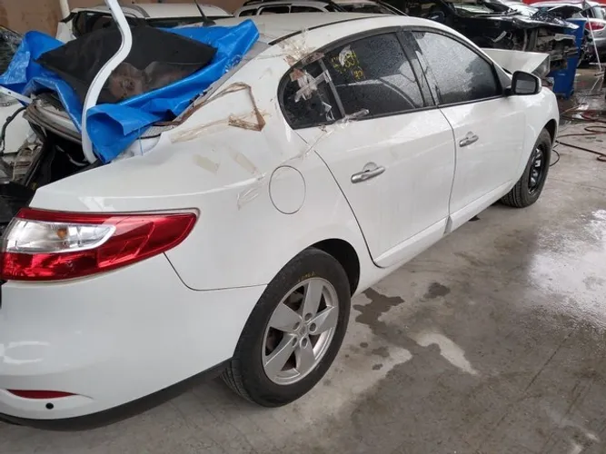 Sucata Renault Fluence Dinamique 2.0 2013 Disponível Para Retirada de Peças