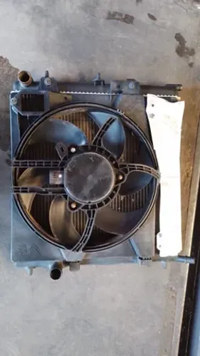 Rádiador Água Motor Peugeot 208 Citroen C3  *0