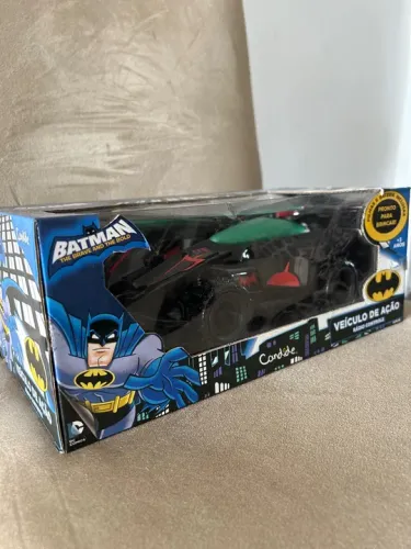 Carrinho de controle remoto Batman