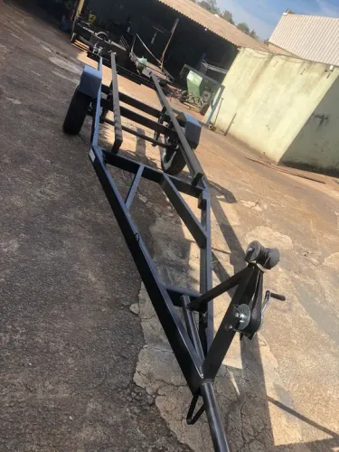 carreta para barco de 4 a 6 metros de aluminio 