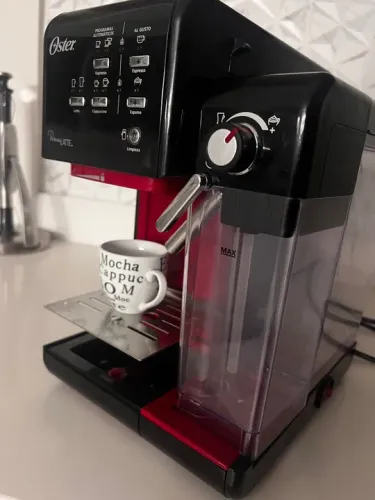 Cafeteira Oster Prima Latte Automática