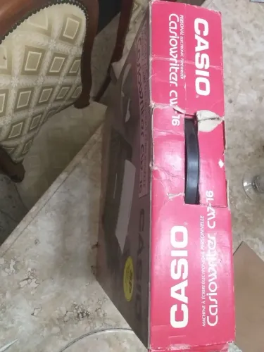 Máquina de escrever elétrica