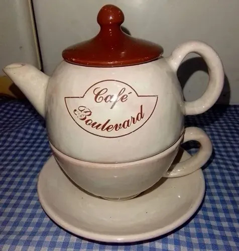 KIT CAFEZINHO (BULE/XÍCARA E PRATINHO). Ler descrição...