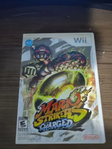 Mario Strikers Charged - Nintendo Wii