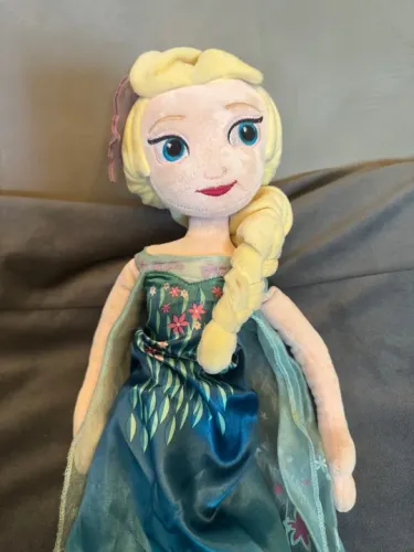 Boneca Pelúcia Disney Frozen - Elsa