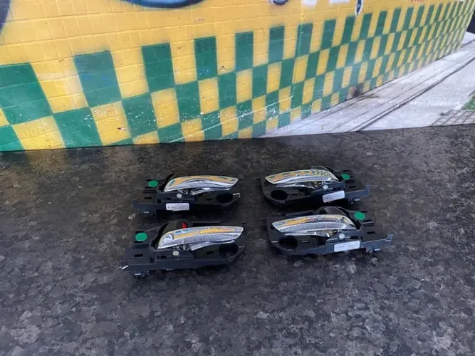 Maçaneta interna cromada honda hrv 