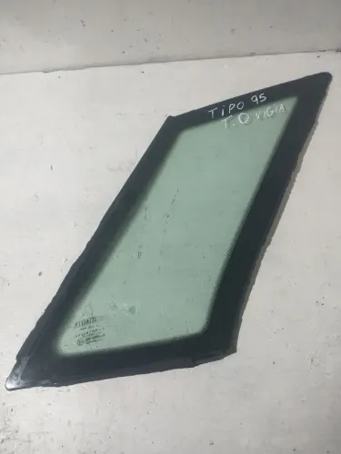 Vidro traseiro direita vigia Fiat tipo 95