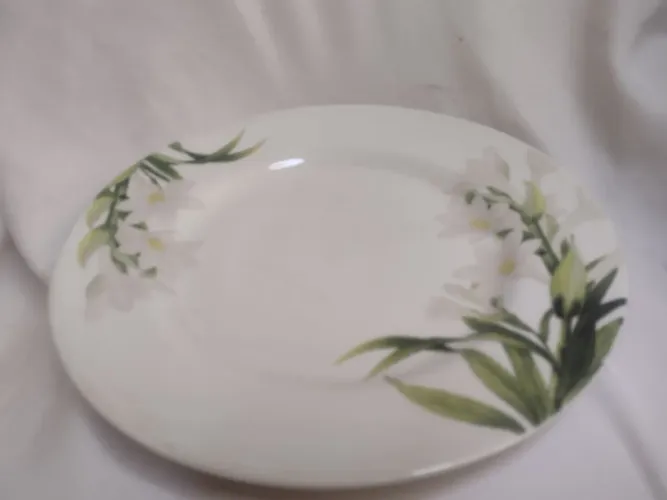 Pratos rasos decorados com flores - Del Porto, diversas unodades