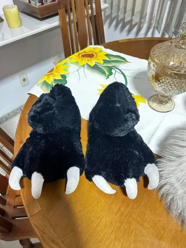 Pantufas de Patas de Urso - Conforto e Diversão