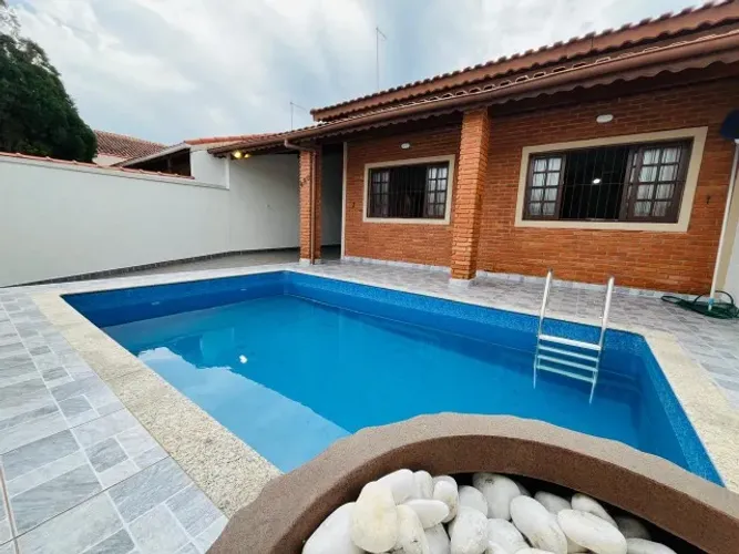 Casas para alugar - Peruíbe, SP | OLX