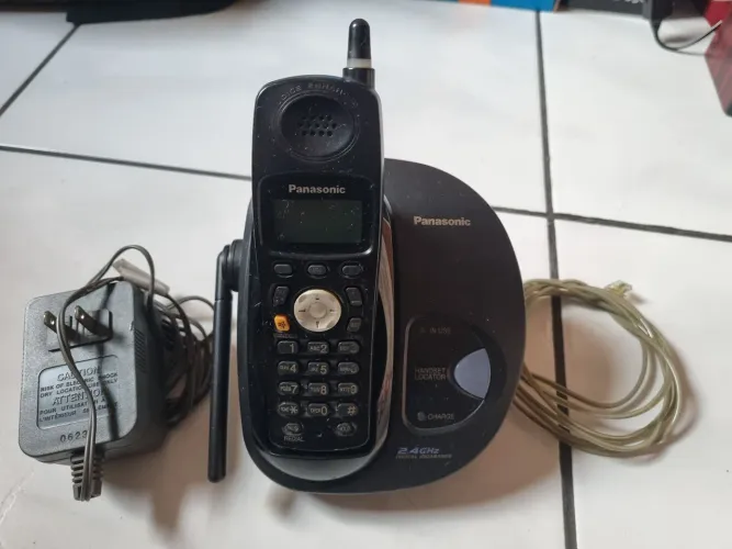 Telefone sem fio Panasonic 2.4GHz