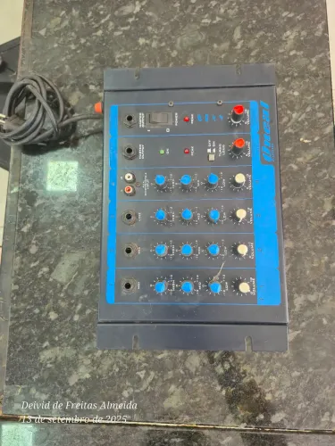 Mesa de Som Oneal - Equipamento de Áudio Profissional