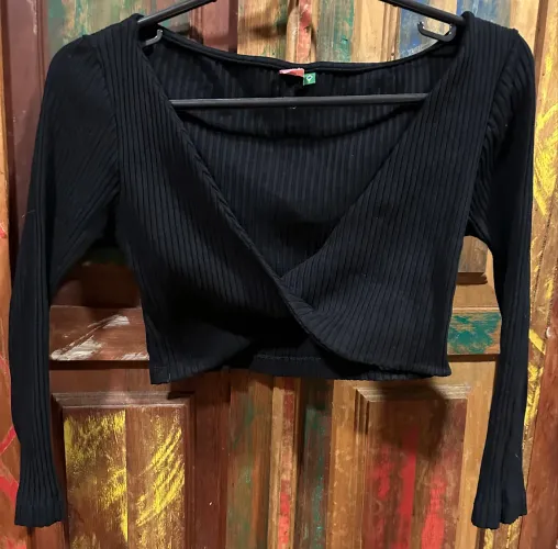 Cropped preto Farm