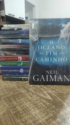 O oceano no fim do caminho - Neil Gaiman 