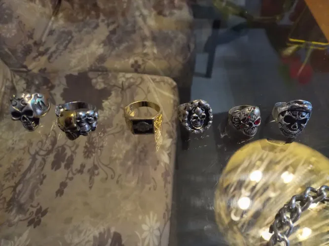 Anel Caveira - Coleção Exclusiva de Bijouterias
