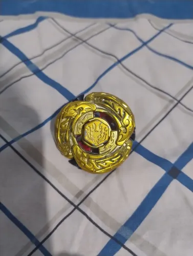Beyblade L-Drago Destroy DF105LRF Gold Armored Ver. - Metal Fight Beyblade, Takara Tomy 