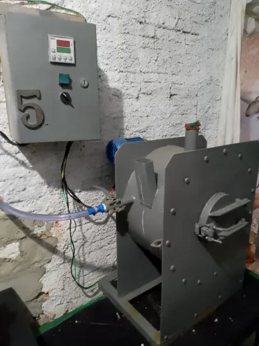 MAQUINA DE LAVAR USADA IDEAL PARA FAZER AMOSTRAS TRIFASICA 