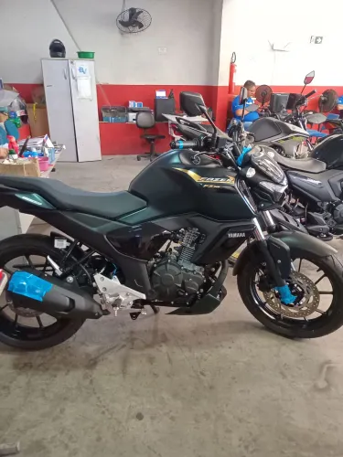 YAMAHA FZ15 2025 0KM COBRIMOS QUALQUER OFERTA DE LOJA ANUNCIADA NO ESPÍRITO SANTO-ES 