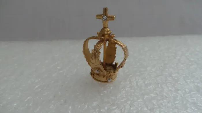 COROA DE METAL DOURADO PARA SANTOS OU SANTAS LINDA PEÇA!!