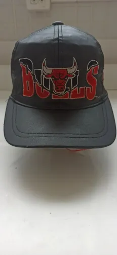 Boné Antigo Vintage NBA Basquete Chicago Bulls de couro