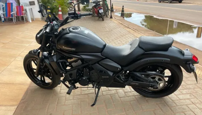 Moto Kawasaki super nova, estado de 0 quilômetro.